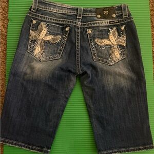 Miss Me Bermuda shorts jeans size 30 crops bling pockets